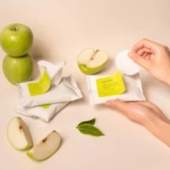 Apple Seed Lip and Eye Remover Tissue
