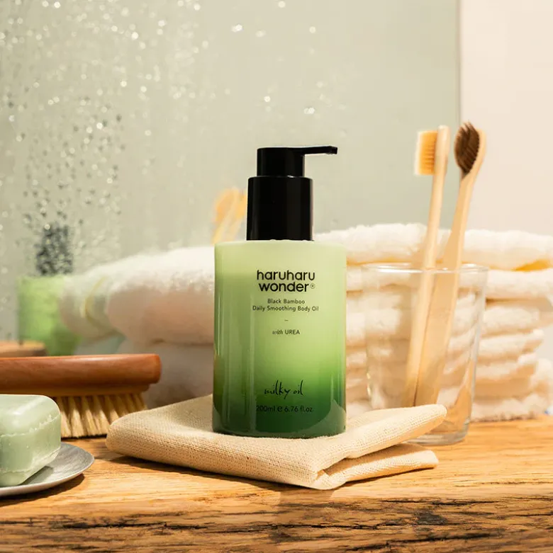 Black Bamboo Daily Smoothing Body Oil