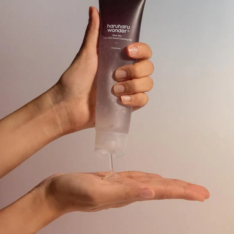 Black Rice Triple AHA Gentle Cleansing Gel