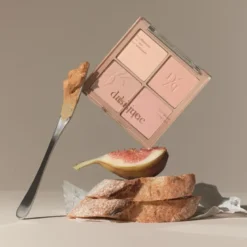 Blending Mood Cheek
