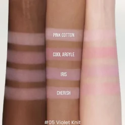 Blending Mood Cheek