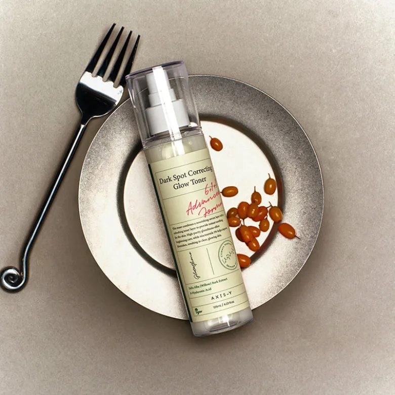Dark Spot Correcting Glow Toner
