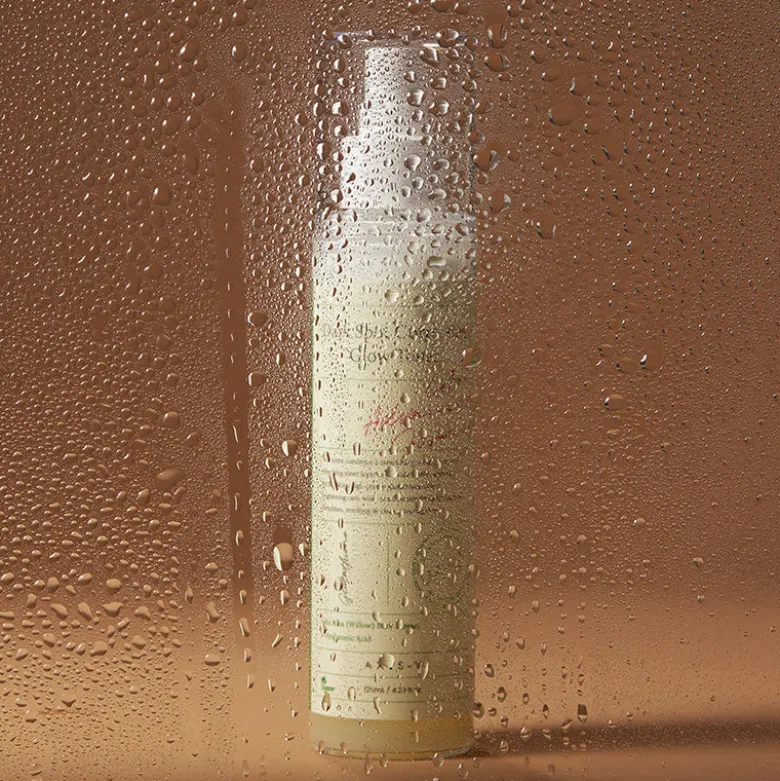 Dark Spot Correcting Glow Toner