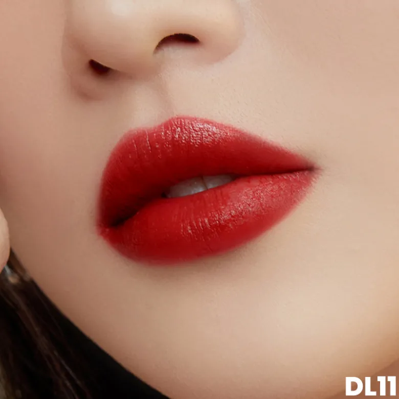 Double Layer Over Velvet (Gallery)