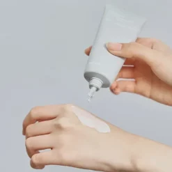 Dual Barrier Skin Wearable Cream