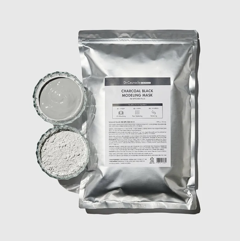 Expert Charcoal Black Modeling Mask