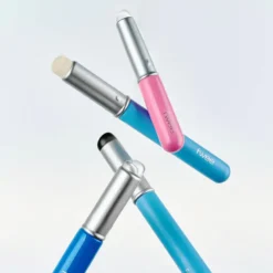 Fingerlike Lip Brush
