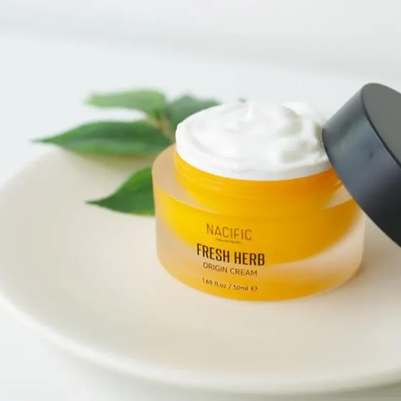 Fresh Herb Origin Cream