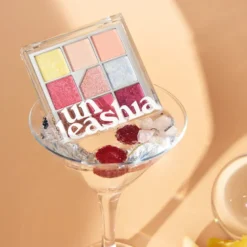 Glitterpedia Eye Palette