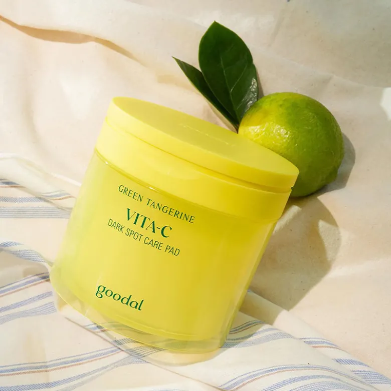 Green Tangerine Vita C Dark Spot Care Pad
