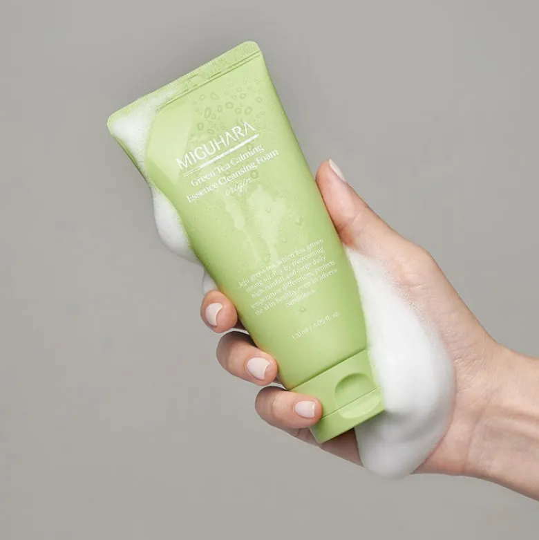 Green Tea Calming Essence Cleansing Foam Origin