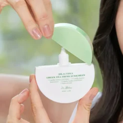 Green Tea Fresh Sunscreen