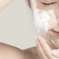 Heartleaf Succinic Moisture Cleansing Foam