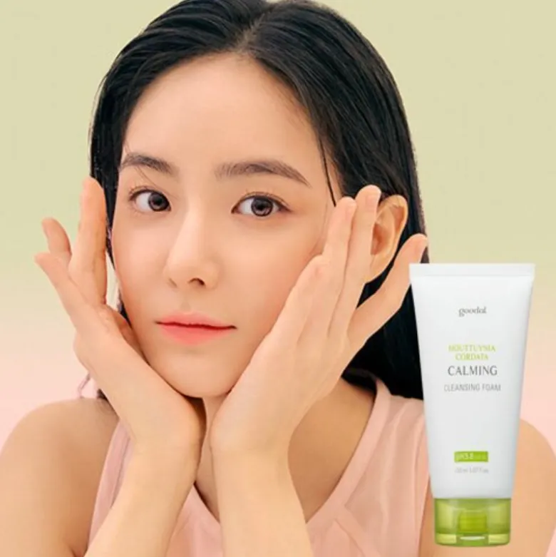 Houttuynia Cordata Calming Cleansing Foam