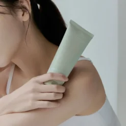 Ji Woo Gae Baking Soda Deep Pore Foam Cleansing