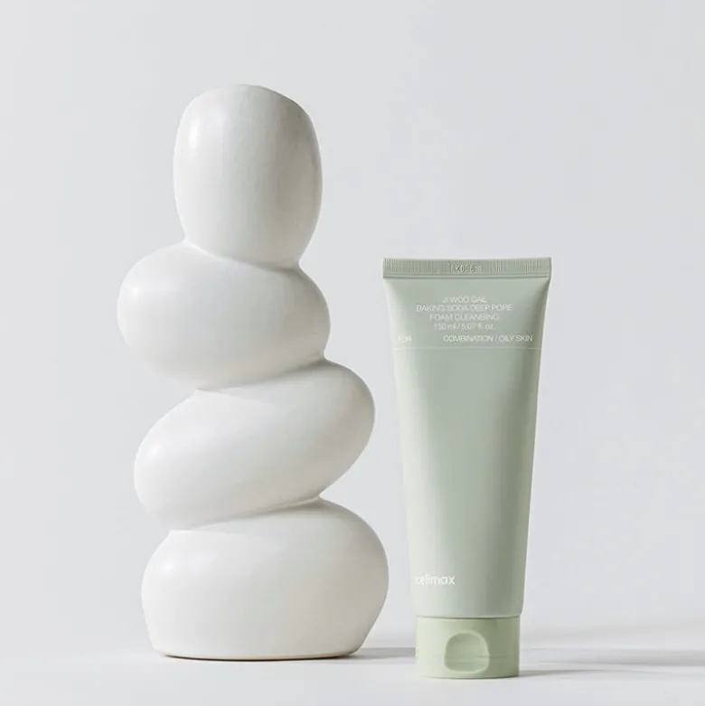 Ji Woo Gae Baking Soda Deep Pore Foam Cleansing