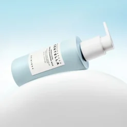 Madagascar Centella Hyalu-Cica Gentle Cleansing Milk