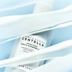 Madagascar Centella Hyalu-Cica Gentle Cleansing Milk