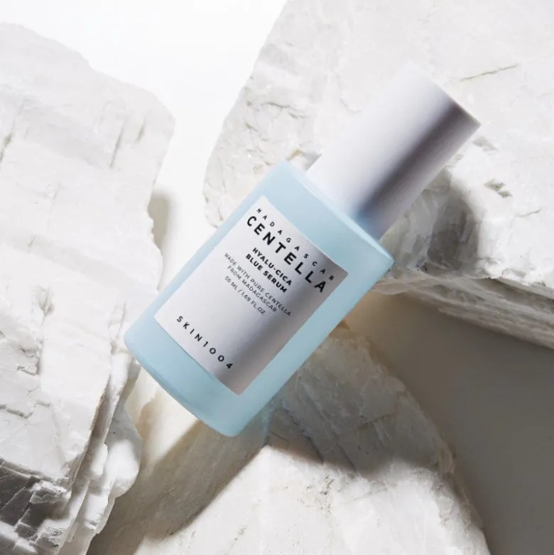 Madagascar Centella Hyalu-Cica Blue Serum