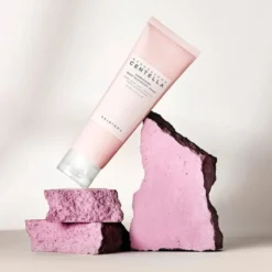 Madagascar Centella Poremizing Deep Cleansing Foam