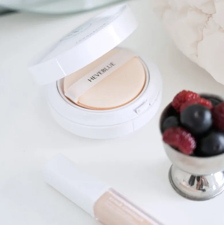 Penta Berry Panthenol Repair Glow Foundation Cushion