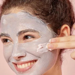 Poreless Clarifying Charcoal Mask