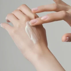 Retinol Lifting Roller Cream