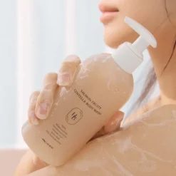Salmon Fruity Centella Body Wash