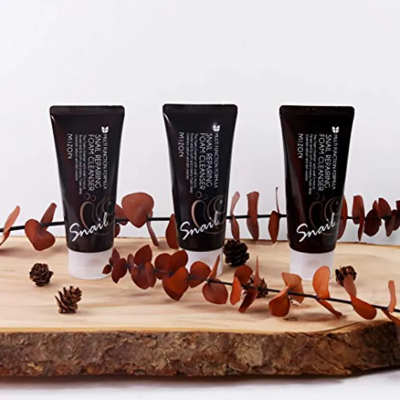 Snail Repairing Foam Cleanser
