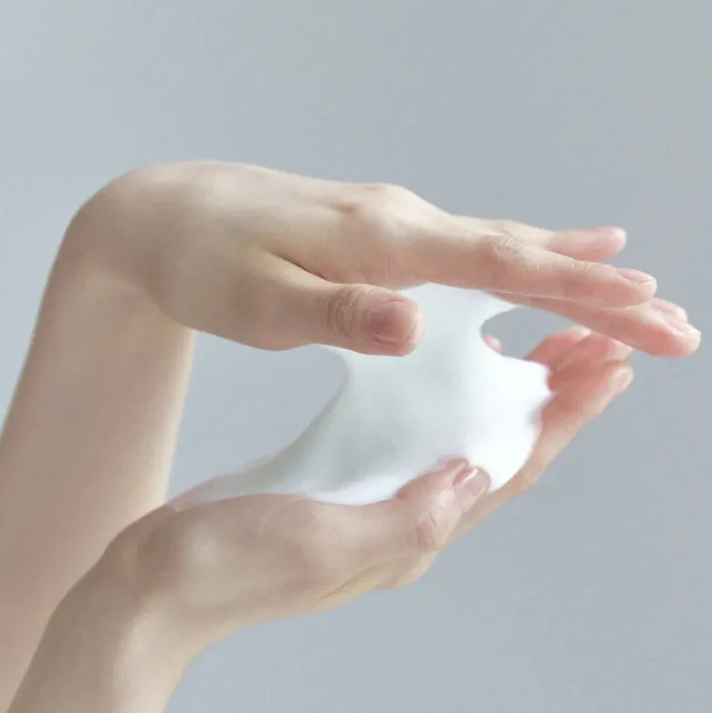 The Real Noni Acne Bubble Cleanser