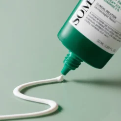 Truecica Mineral Calming Tone-Up Suncream