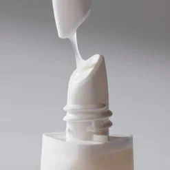 V10 Hyal Lip Protector SPF15