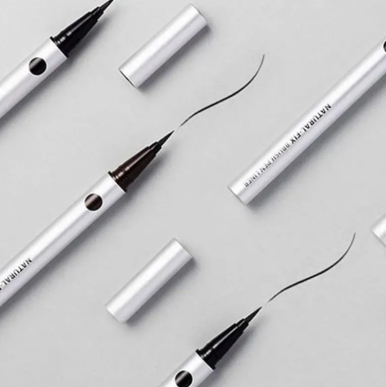 Vivid Fix Brush Pen Liner